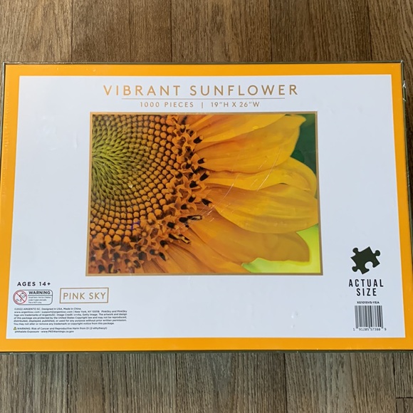 Vibrant Sunflower Pink Sky Puzzle 19”x26” 1000 pieces New Sealed - Picture 7 of 16
